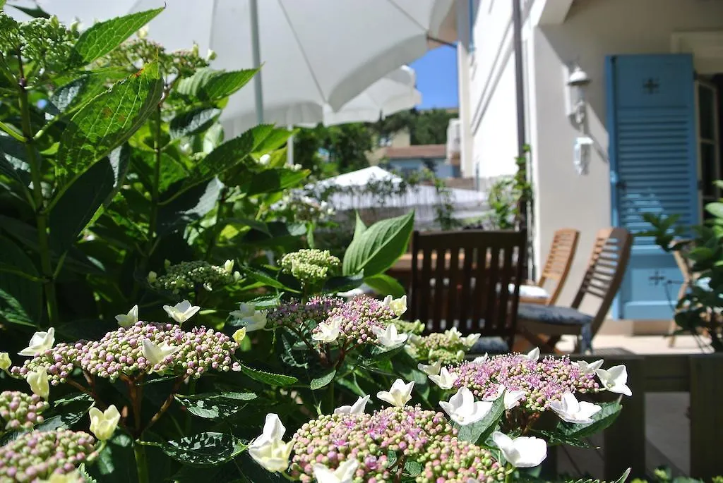 Casa Grischuna B&B Lido di Camaiore