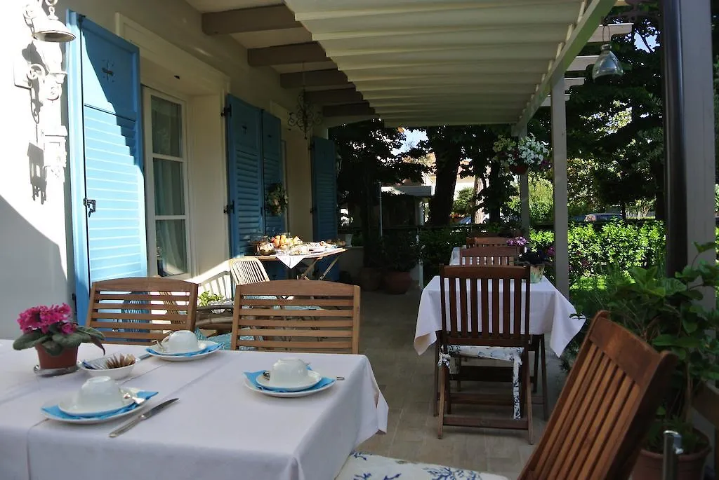 Bed & Breakfast Casa Grischuna B&B Lido di Camaiore